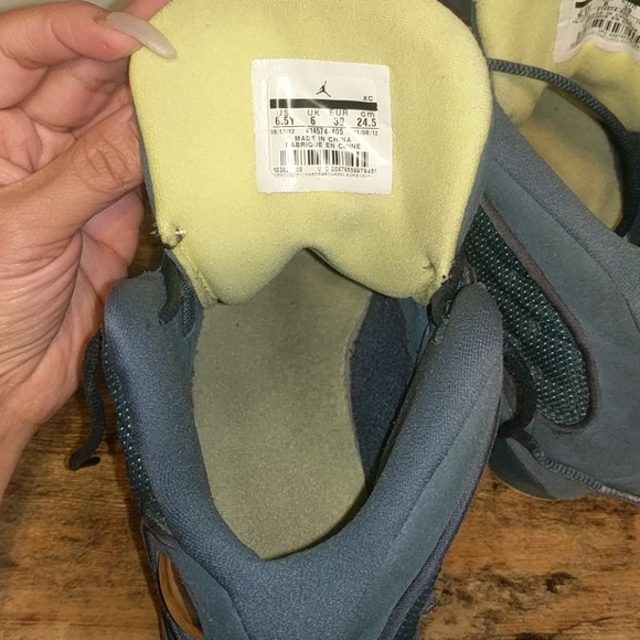 Air Jordan 13 Retro "Squadron Blue" - Picture 8 of 11